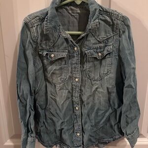 Gap - Blue chambray long sleeve - super soft! XS